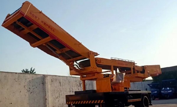 Машина для погрузки и разгрузки поездов