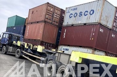 Цельнолитая шина для портового прицепа 10.00-20, качество которой подтверждено портом Шэньчжэн.