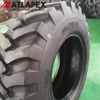 Шина ATLAPEX R4 AT-MT2 для экскаватора-погрузчика: разработана для экстремальных условий эксплуатации с использованием высококачественных материалов. (2)