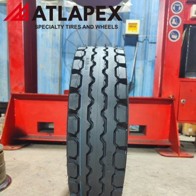 ATLAPEX IND-4 AT-4KR: Высокопрочная внедорожная шина для вилочных погрузчиков, созданная для промышленного совершенства. (2)