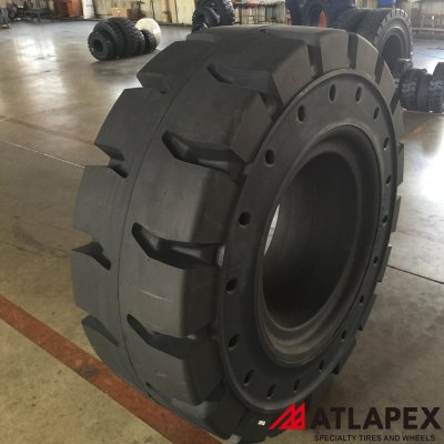 Цельнолитые шины ATLAPEX AP-TORKY: лучший выбор для портовых операций и наземного вспомогательного оборудования аэропортов. (3)