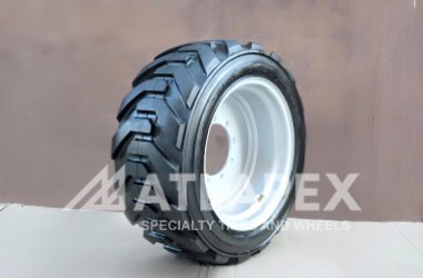 Шина ATLAPEX с пенополиуретановым наполнителем 355/55D-20: повысьте эффективность ваших подъемников с телескопической стрелой до бескомпромиссного уровня.