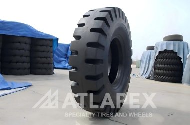 ATLAPEX 18.00-25 IND-4 AT-PL5: Высококачественная внедорожная шина для тяжелых портовых работ.