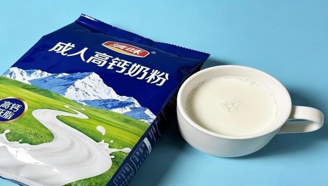 Пищевой антислеживающий агент