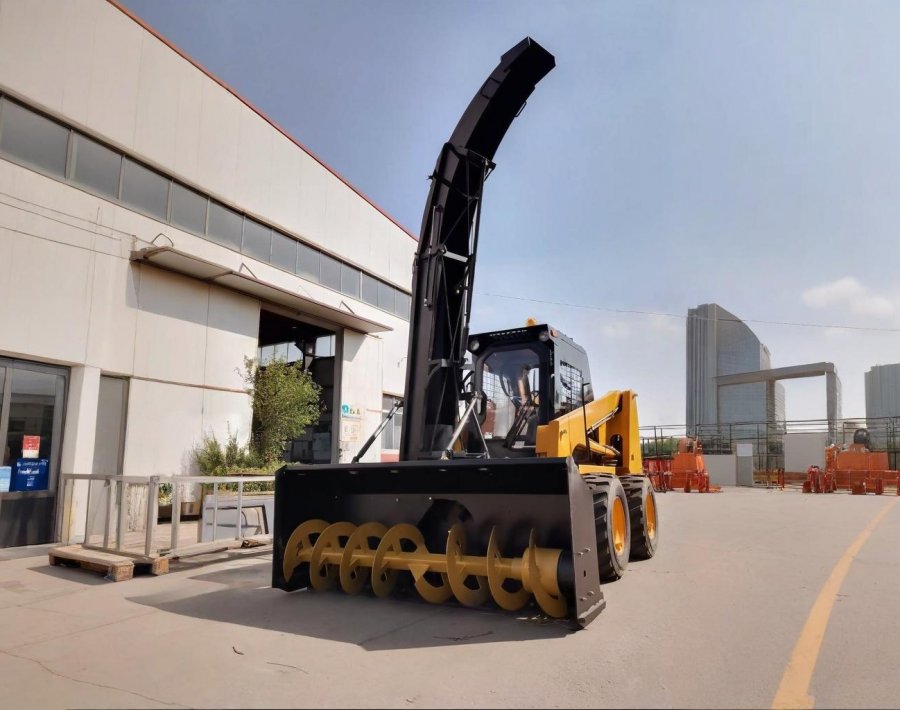 ПОГРУЗЧИК С БОРТОВЫМ ПОВОРОТОМ ATLAPEX - СНЕЖНАЯ ТРУБА ВЫСОКОГО ВЫбрасывания