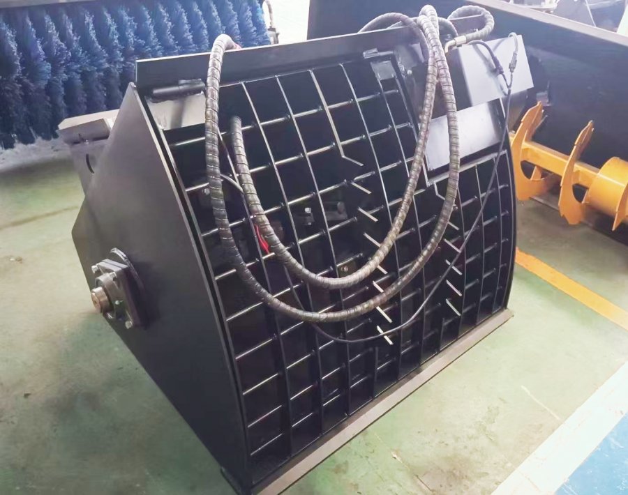 НАВЕСНОЕ ОБОРУДОВАНИЕ ДЛЯ МИНИ-ПОГРУЗЧИКА ATLAPEX — КОВШ ДЛЯ ЦЕМЕНТОСМЕСИТЕЛЯ