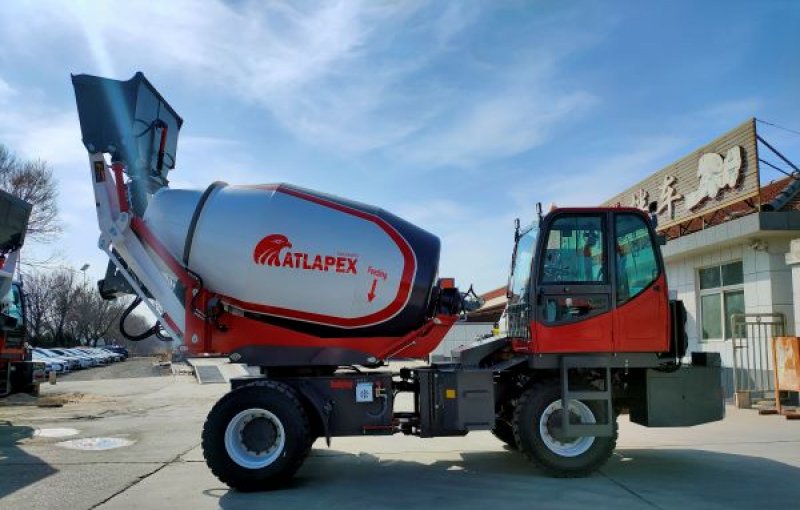 Самозагружающийся бетоносмеситель ATLAPEX AL7500: революционная эффективность строительства на месте