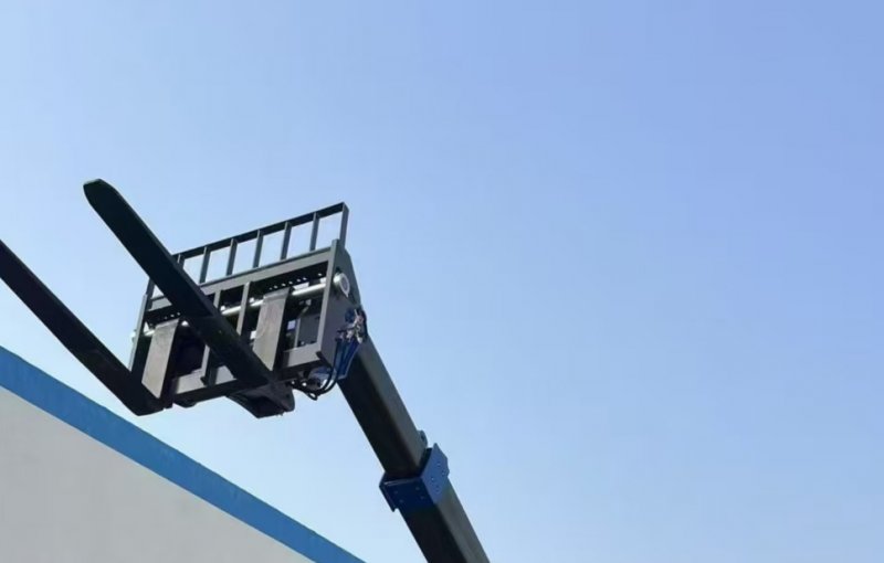 Telehandler ATLAPEX TELE60: где сближаются интеллект, безопасность и эффективность ​