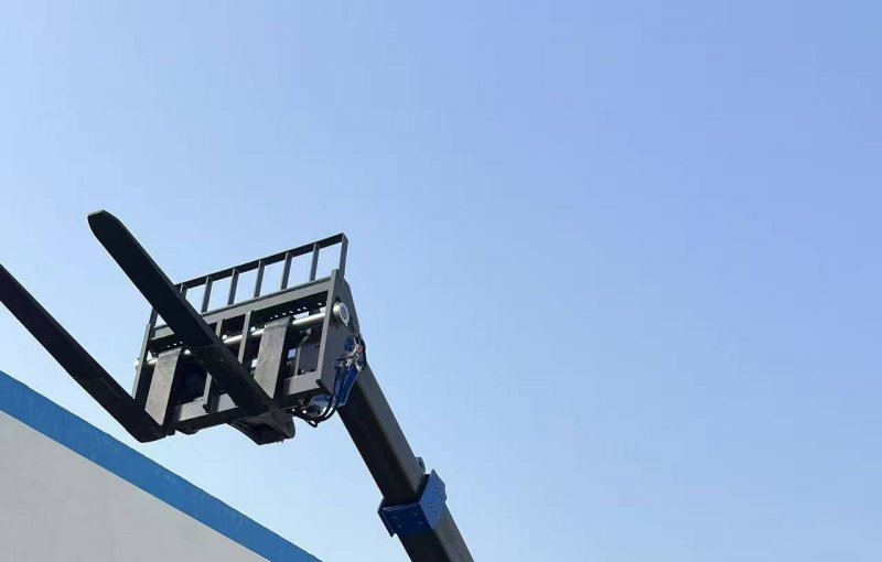 Используйте мощность телеаппарата ATLAPEX TELE60: где интеллект встречает безопасность и эффективность