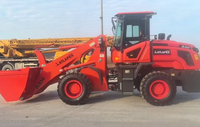 Компактный погрузчик ATALPEX ZL930: повышение эффективности строительных, горнодобывающих и сельскохозяйственных работ