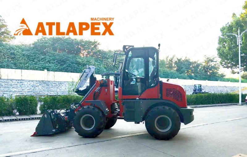 Телескопический погрузчик ATLAPEX TL1200 грузоподъемностью 3500 кг