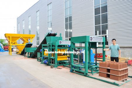 QT4 Полностью автоматическая гидравлическая блочная машина в комплекте с распределительной машиной