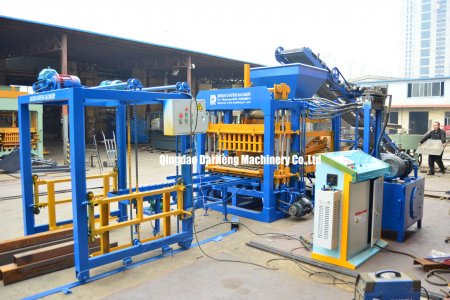 QT5 - 15 Автоматизированные бетонные блоки для кенийских клиентов