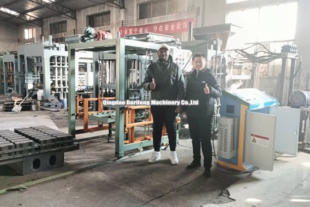 Мозамбикские клиенты посетили тест QT5 - 15