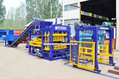 QT4-15 Испытание бетонных блоков для клиентов из Сальвадора