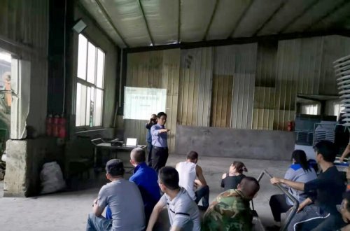 Компания Huajun содействует повышению качества и безопасности производства посредством своего «100-дневного конкурса для работников, занимающихся вопросами безопасности и охраны окружающей среды».