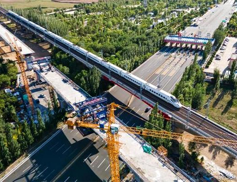 Высокоскоростная железная дорога Цзинин-Датун-Юаньпин