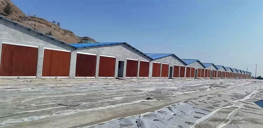 Проект по созданию современных охлаждающих площадок для животноводческих помещений: формирование эффективной среды для разведения скота.