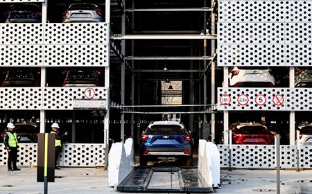 Гараж--В Китае