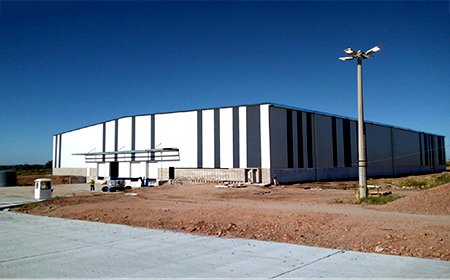 Склад--В Уругвае