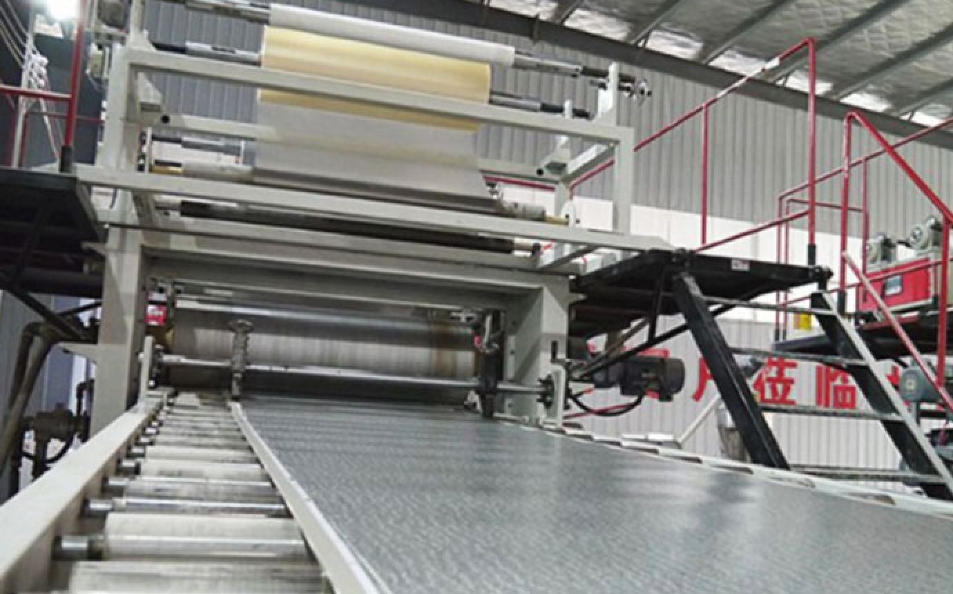 _0000_SPC石塑地板生产线 (2)