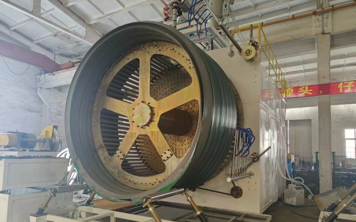 Прорывная 500- 3000мм трубная формовочная машина устанавливает новые ориентиры в промышленном производстве труб