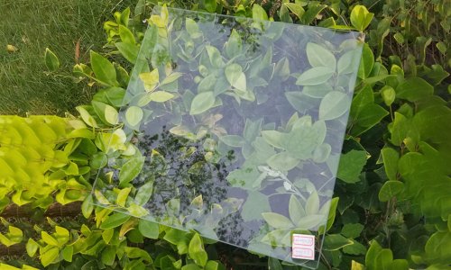 Высокое качество 98% Высокая светопроницаемость Сверхпрозрачная пирамида Рисунок Двустороннее AR покрытие Солнечные батареи Антиотражающее стекло