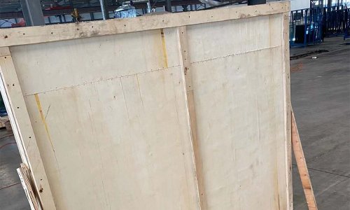 Горячее расплавное стекло