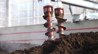 Large capacity vertical auger fermentation machine