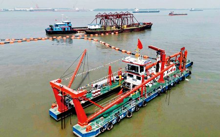 Земснаряд с фрезерным всасыванием производительностью 4500 м³/ч предназначен для защиты окружающей среды в бассейне реки Янцзы.