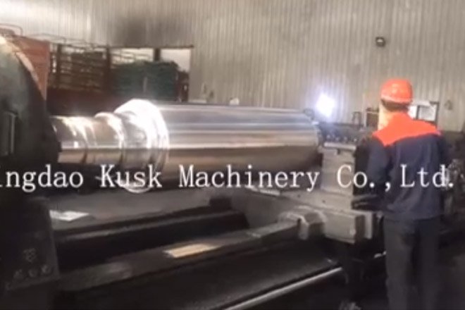 Дубово - пластмассовый ролик