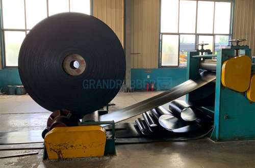 Закрытый ленточный конвейер для хлопка