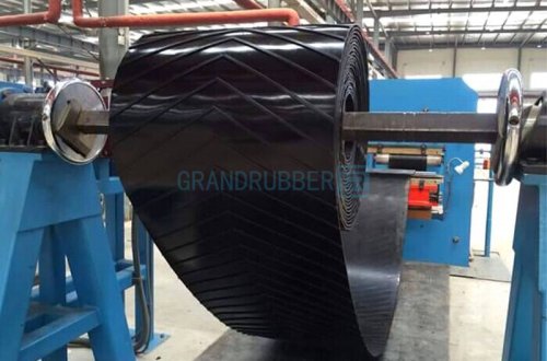 Шевронный пояс