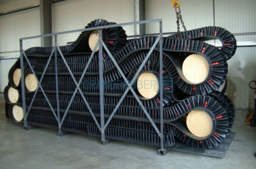 Наклонный ленточный конвейер