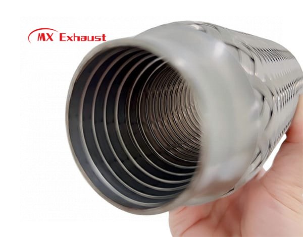 automotive exhaust flexible pipe with reinforced interlock design