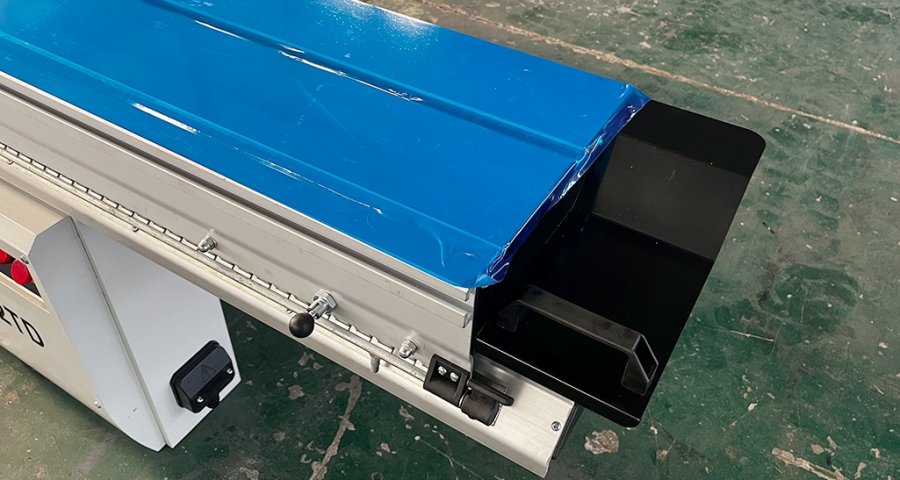 Большой раздвижной стол