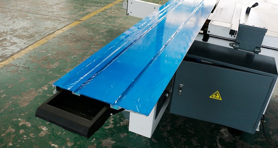 Большой раздвижной стол