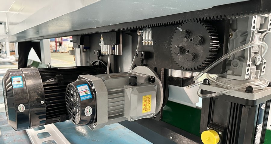 Серводвигатель