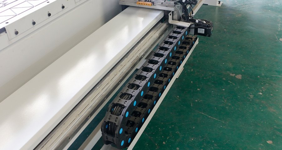 Приводная шина