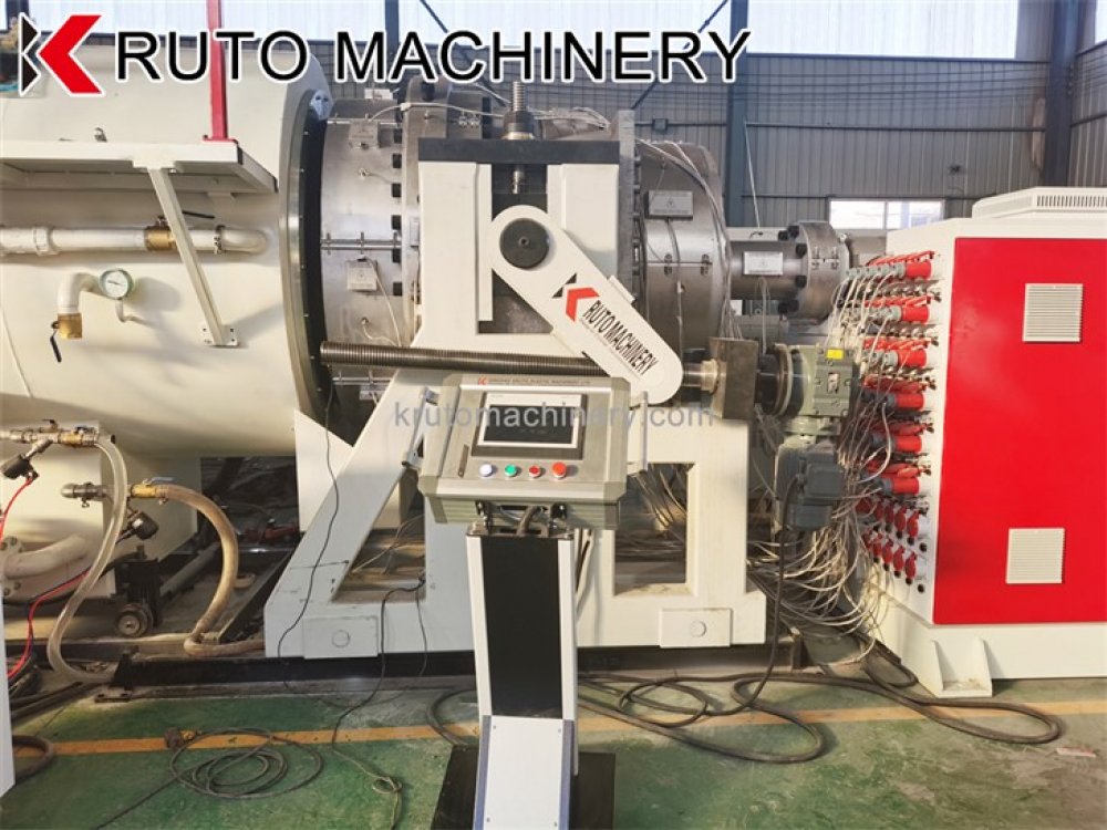 Large-Diameter PE Pipes Produced with Precision Extrusion Technology