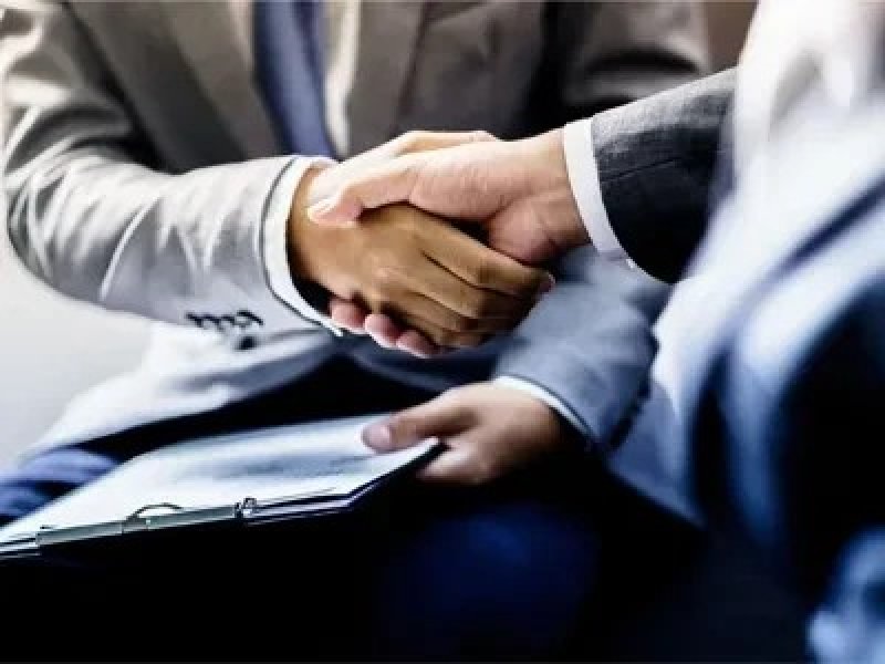 Приближается Первомай