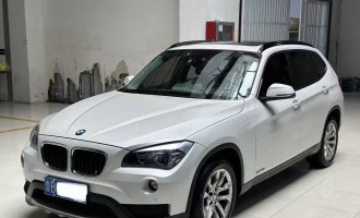 BMW X1 2015 SDRIVE18I Версия для продвижения моды