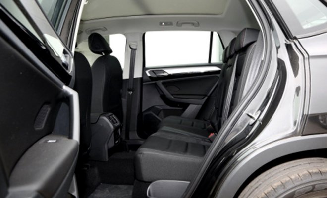 _0007_480x360_0_q95_c42_autohomecar__ChsEj167lsCATnQ-AAdrD6PPRxI266