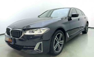 Модель BMW 5 Series 2022 сменила модель на 530Li