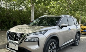 Nissan X-TRAIL 2021 Deluxe