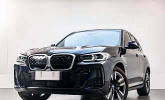 BMW iX3 2023 Лидер