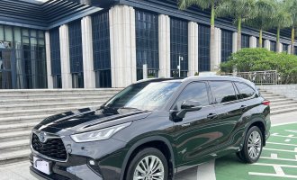 Highlander 2022 Twin Engine 2.5L 4WD Supreme Edition 7-seater 