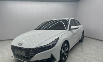 Hyundai Elantra 2021 1.5L CVT LUX Premium 
