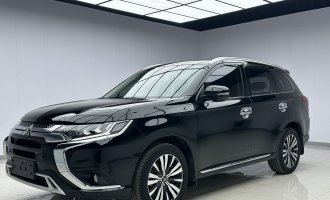 Mitsubishi Outlander 2021 2.4L 4WD Enjoy Edition 7-seater