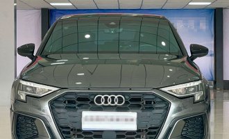 Audi A3   2022 Sportback 35 TFSI Стильный спортивный